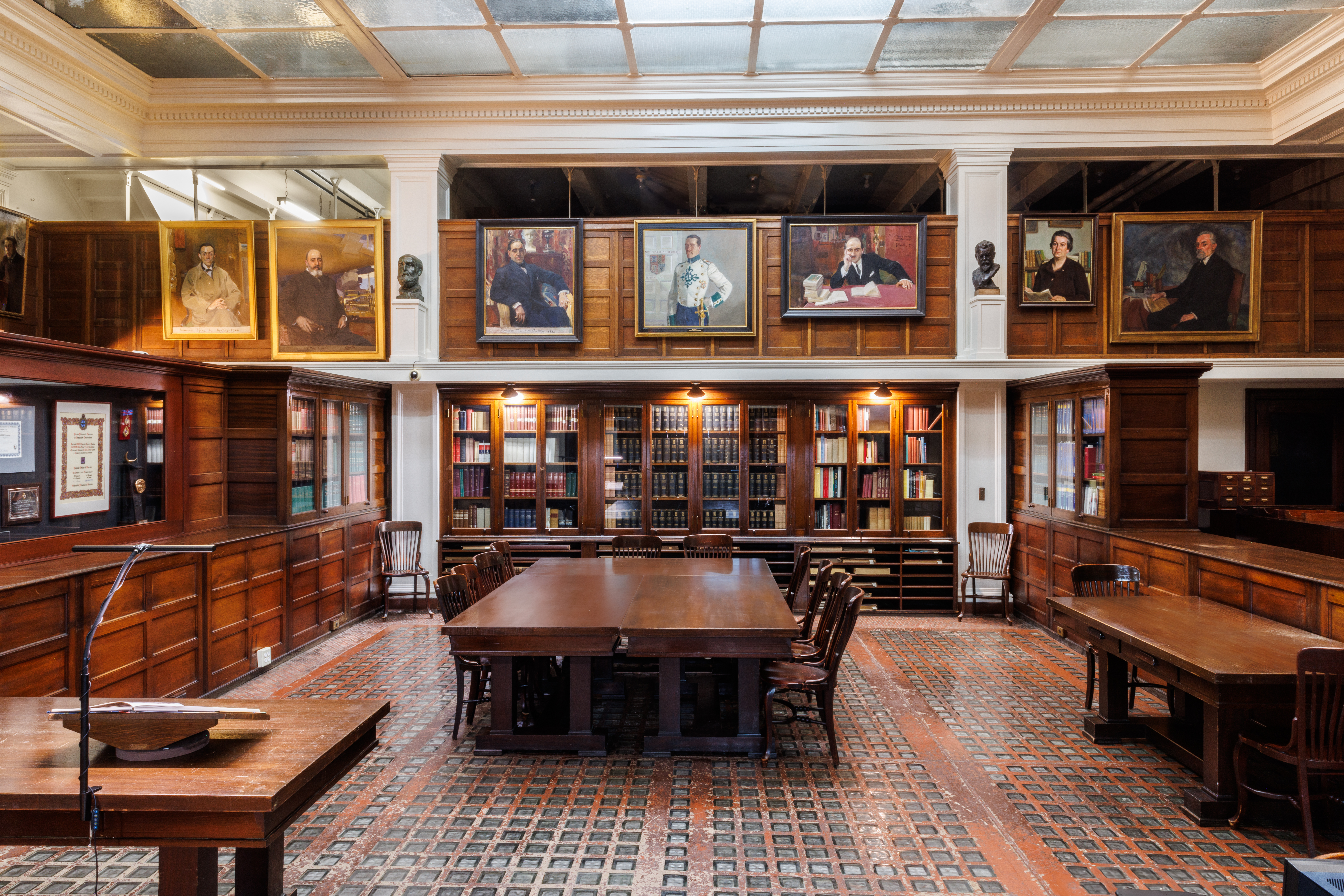 Shelby White and Leon Levy Archives Initiative
